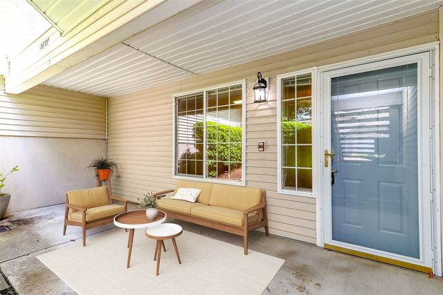 2037 S 368th Place, Federal Way, WA 98003