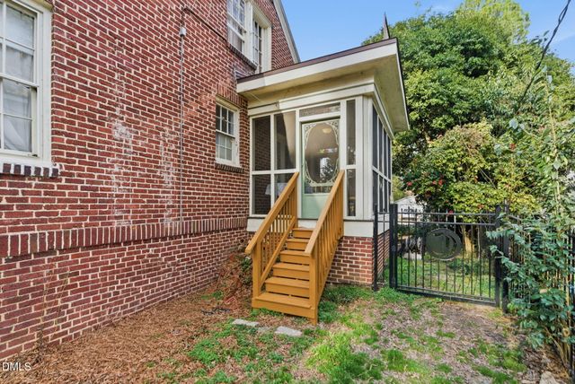 321 N Gulf Street N, Sanford, NC 27330