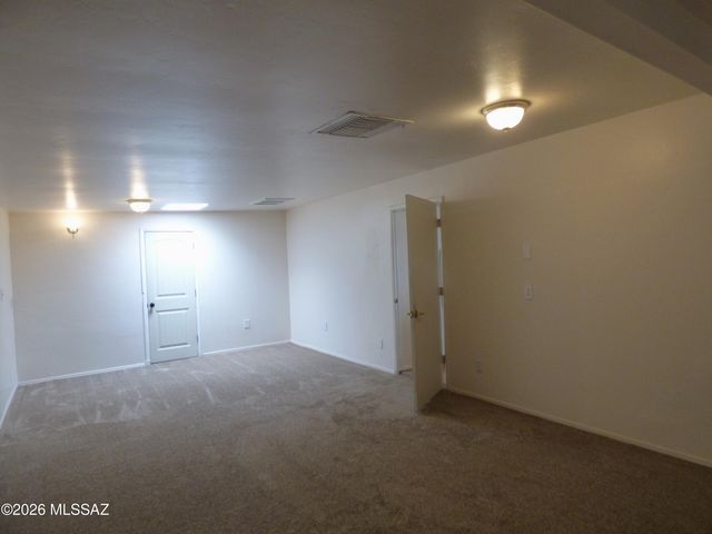 1029 E Irwin Place A, Tucson, AZ 85719