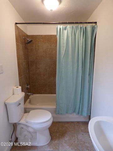 1029 E Irwin Place A, Tucson, AZ 85719