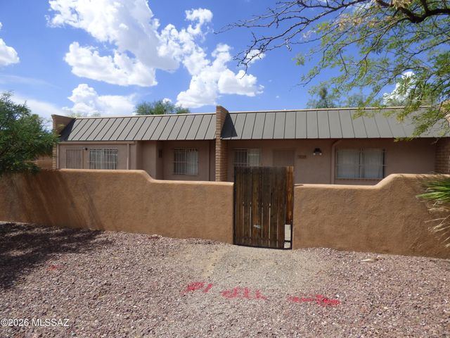 1029 E Irwin Place A, Tucson, AZ 85719