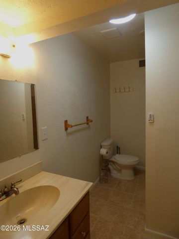 1029 E Irwin Place A, Tucson, AZ 85719