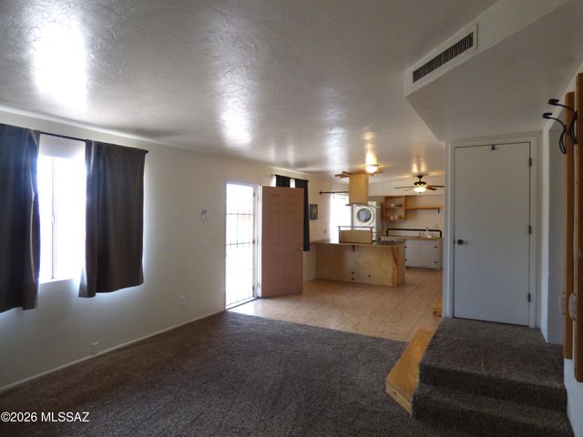1029 E Irwin Place A, Tucson, AZ 85719