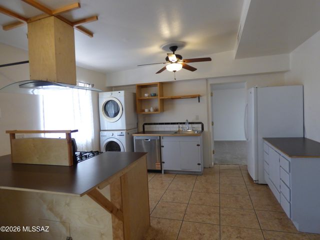 1029 E Irwin Place A, Tucson, AZ 85719