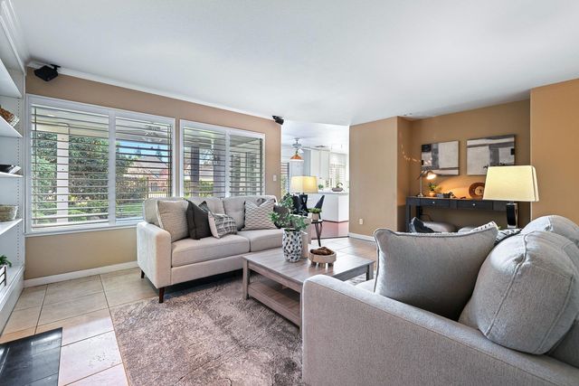 3075 W Silverhill Lane, Fresno, CA 93711