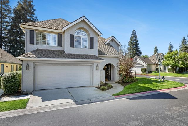 3075 W Silverhill Lane, Fresno, CA 93711