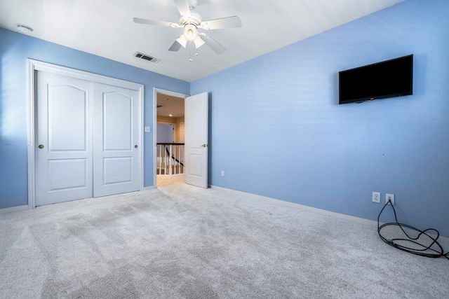 3075 W Silverhill Lane, Fresno, CA 93711