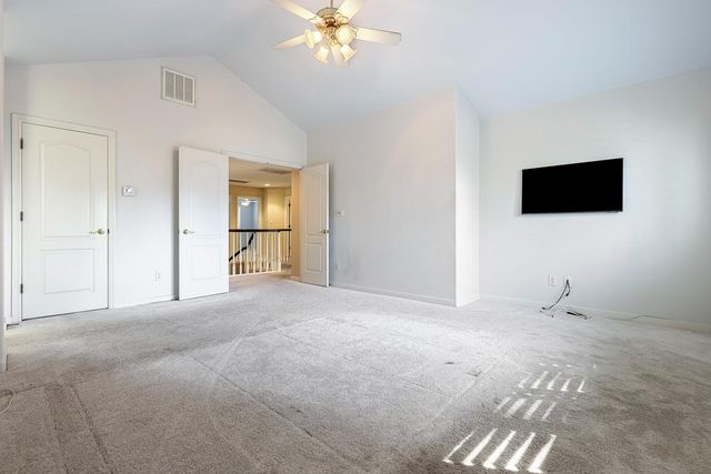 3075 W Silverhill Lane, Fresno, CA 93711