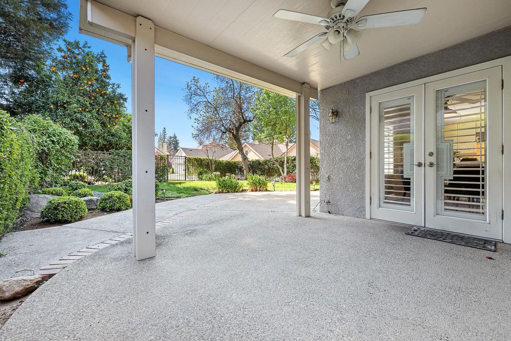 Image 39 of property listing at 3075 W Silverhill Lane, Fresno, CA 93711