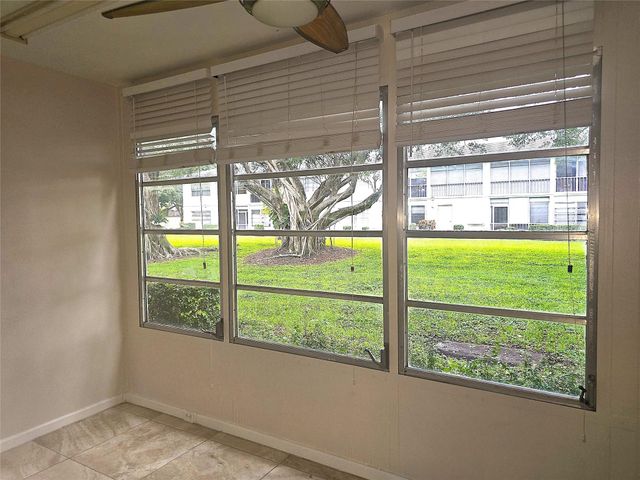 1107 Bahama Bnd E1, Coconut Creek, FL 33066