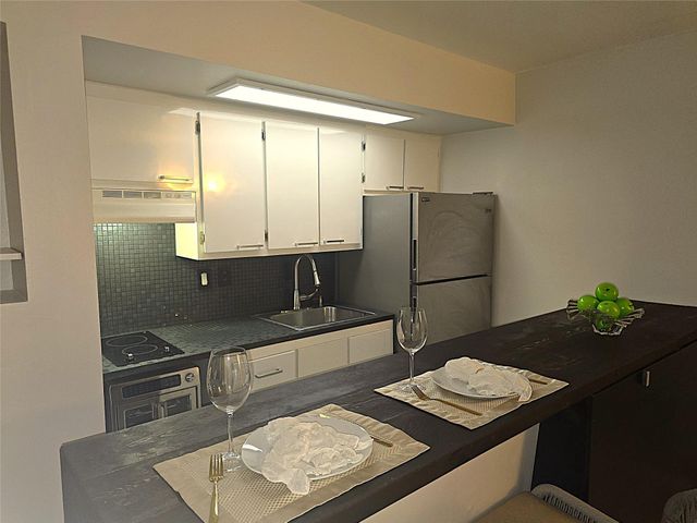 1107 Bahama Bnd E1, Coconut Creek, FL 33066