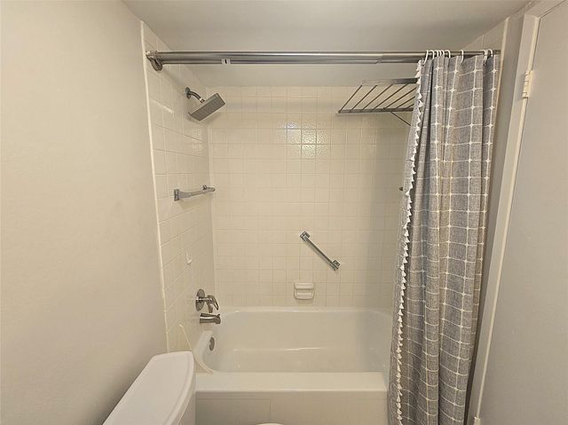 1107 Bahama Bnd E1, Coconut Creek, FL 33066