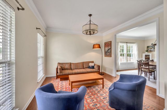 67 S Farnleigh Drive, Chapel Hill, NC 27517