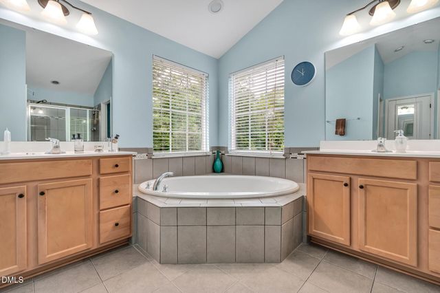 67 S Farnleigh Drive, Chapel Hill, NC 27517