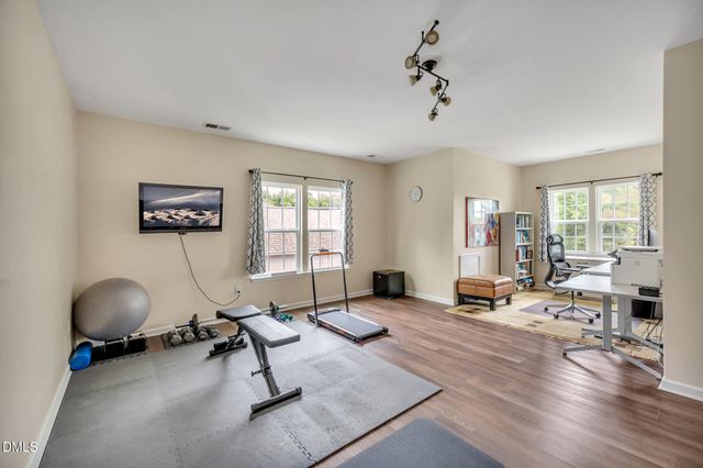 67 S Farnleigh Drive, Chapel Hill, NC 27517