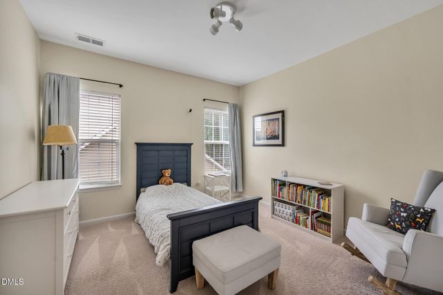 67 S Farnleigh Drive, Chapel Hill, NC 27517