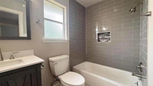 805 Malden CV, Pflugerville, TX 78660