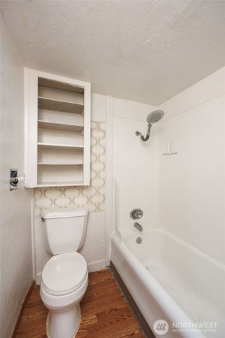 19708 North Park Avenue N, Shoreline, WA 98133