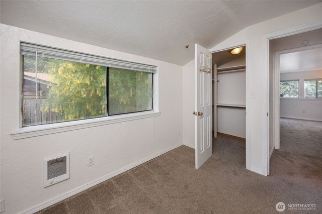 19708 North Park Avenue N, Shoreline, WA 98133