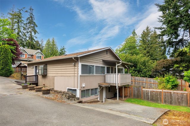 19708 North Park Avenue N, Shoreline, WA 98133