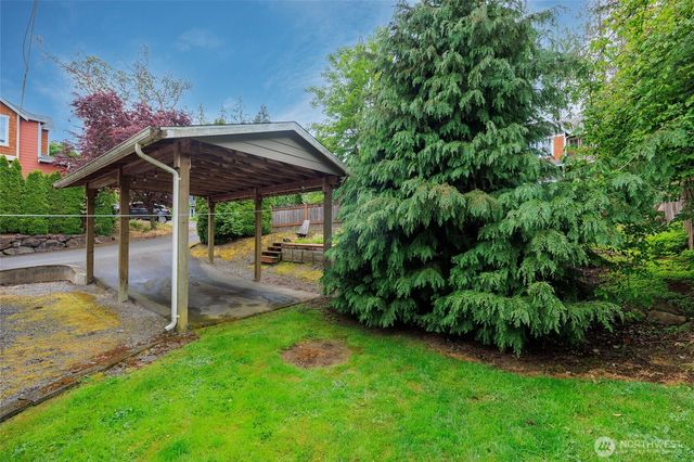 19708 North Park Avenue N, Shoreline, WA 98133