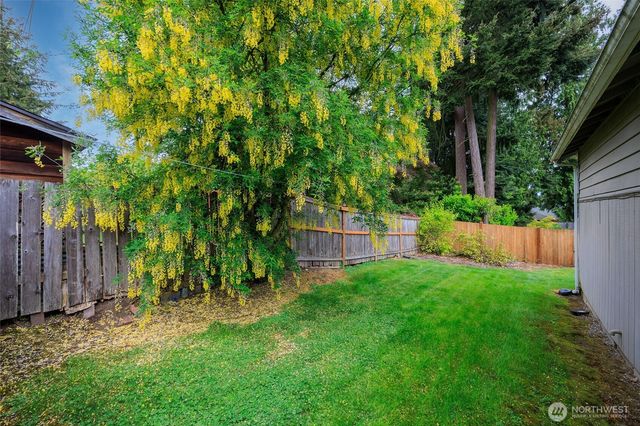 19708 North Park Avenue N, Shoreline, WA 98133