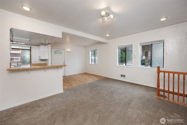 19708 North Park Avenue N, Shoreline, WA 98133