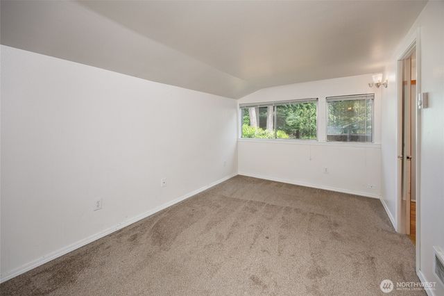 19708 North Park Avenue N, Shoreline, WA 98133