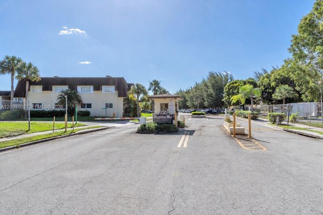 13710 SW 90th Avenue 4, Miami, FL 33176