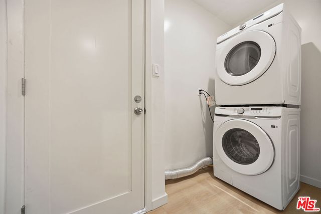3015 Stocker Place, Los Angeles, CA 90008
