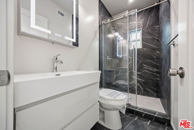 3015 Stocker Place, Los Angeles, CA 90008