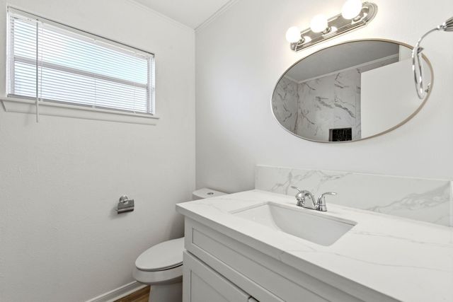 659 Grand Oaks Drive, Houston, TX 77015