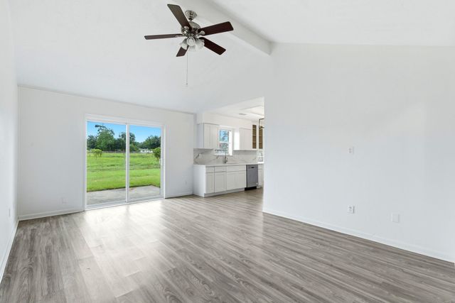 659 Grand Oaks Drive, Houston, TX 77015