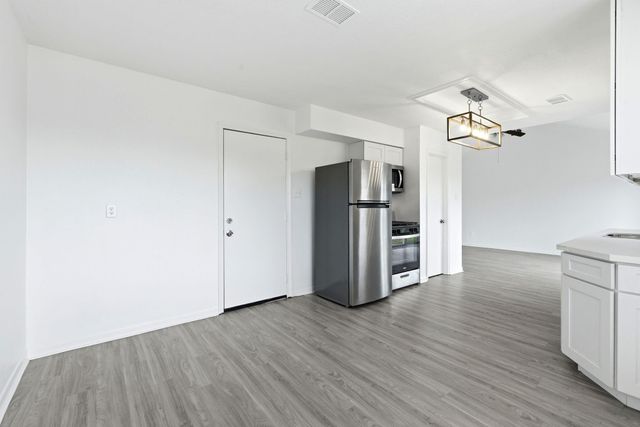 659 Grand Oaks Drive, Houston, TX 77015
