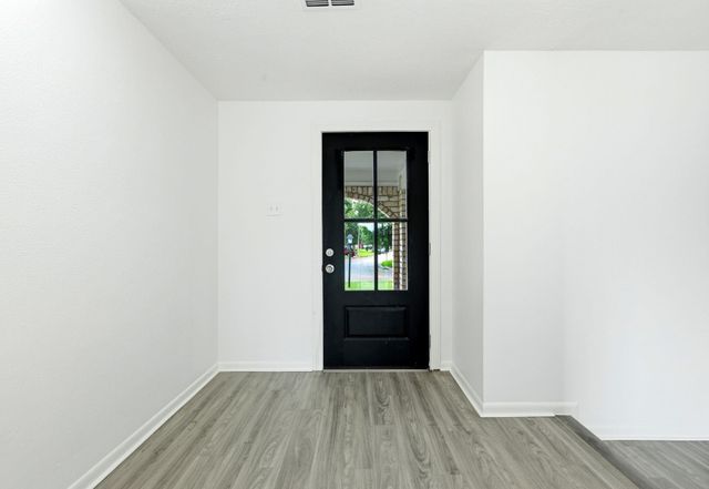 659 Grand Oaks Drive, Houston, TX 77015