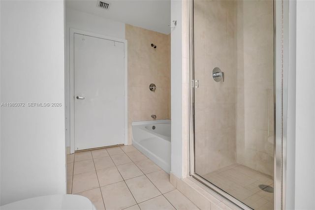 1900 N Bayshore Dr PH 5006, Miami, FL 33132