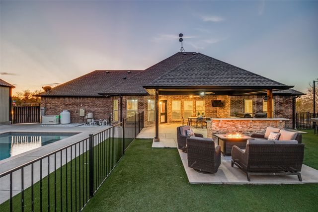 3089 County Road 645, Farmersville, TX 75442