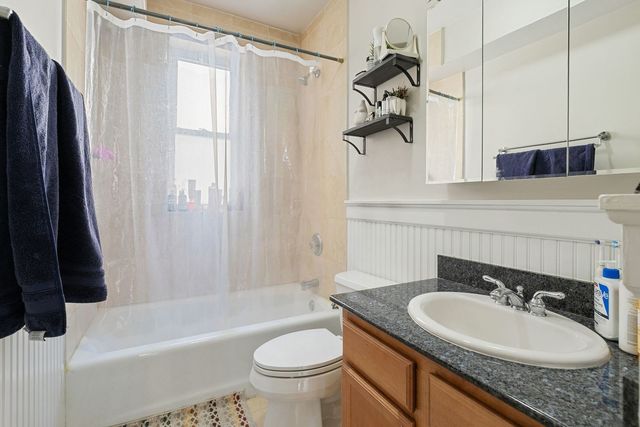 5921 N Paulina Street 2E, Chicago, IL 60660