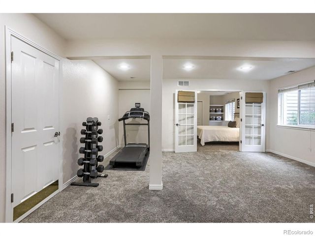 830 Tanager Circle, Longmont, CO 80504