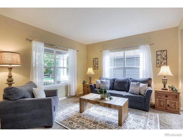 830 Tanager Circle, Longmont, CO 80504