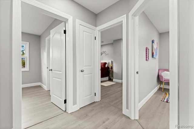 18287 Santa Rosa Drive, Detroit, MI 48221