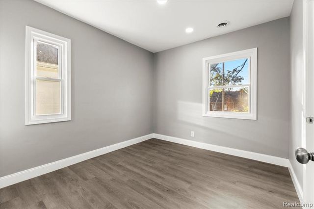 18287 Santa Rosa Drive, Detroit, MI 48221