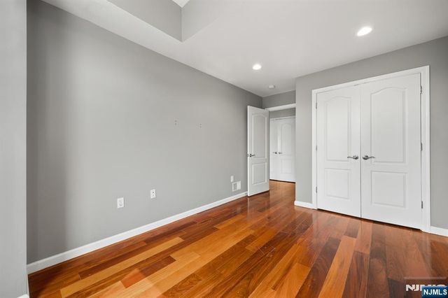 352 Gorge, Cliffside Park, NJ 07010