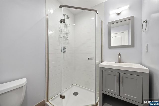 352 Gorge, Cliffside Park, NJ 07010