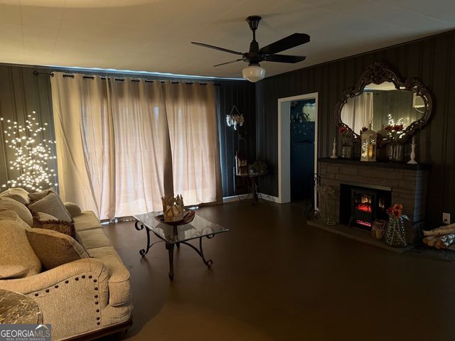 30 Dogwood Lane, Woodbury, GA 30293