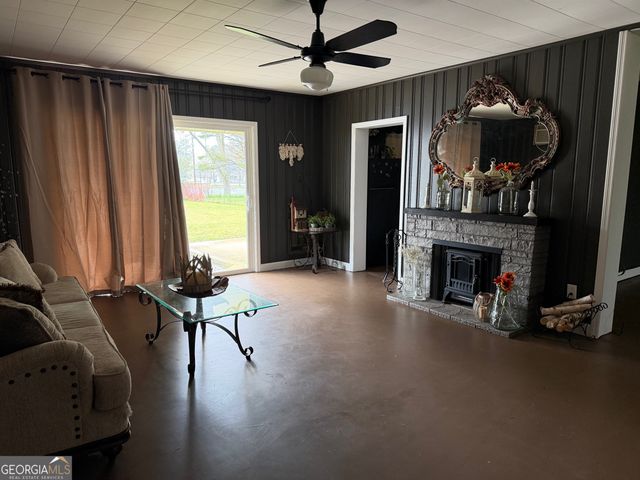 30 Dogwood Lane, Woodbury, GA 30293