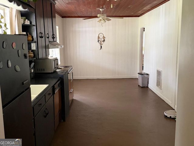 30 Dogwood Lane, Woodbury, GA 30293