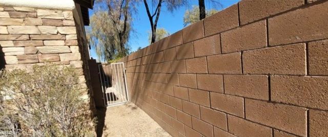 8768 Charm Canyon Avenue, Las Vegas, NV 89178