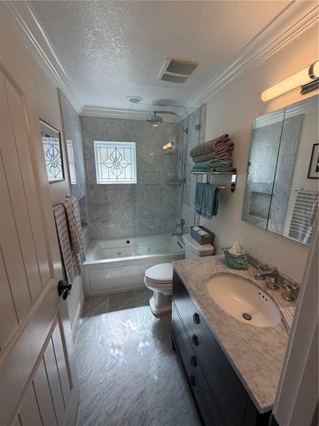 197 IRWIN STREET W, Safety Harbor, FL 34695
