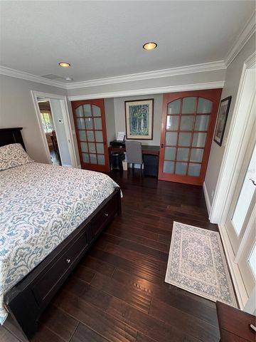 197 IRWIN STREET W, Safety Harbor, FL 34695